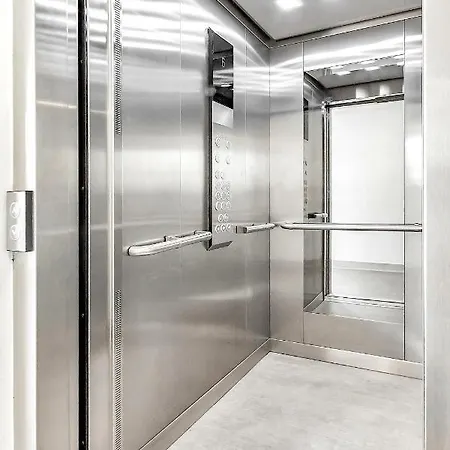 Apartment Ocean Garden With Seaview.